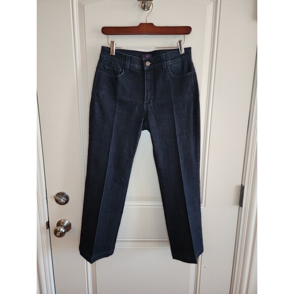 NYDJ Not Your Daughters Jeans Sz 6 Petite Dark Wash Denim Crop Bootcut Lift Tuck - Picture 1 of 9